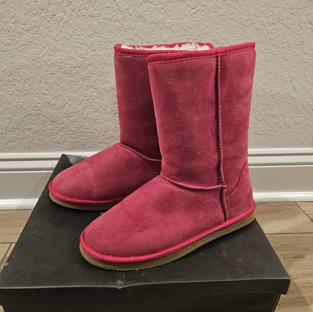 Ugg style Boots